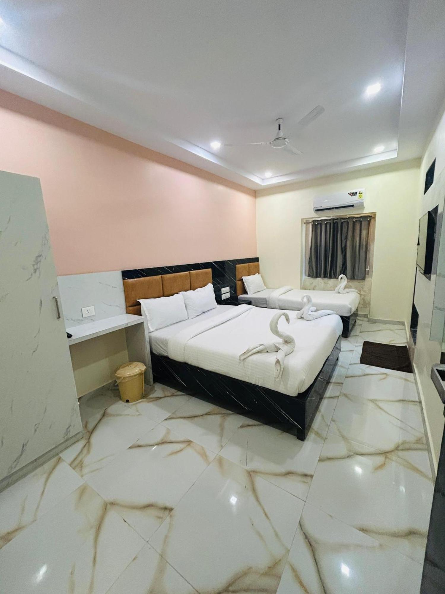 Hotel Rinza Residency Bombaj Exteriér fotografie